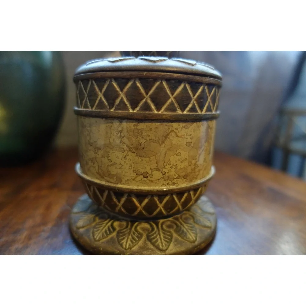 Vintage ceramic brown and cream color lidded canister‎ with leaf design